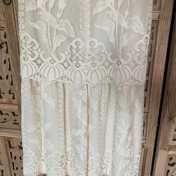 Vintage Lace dress with linens collar and cotton lining - Picture 7 of 8